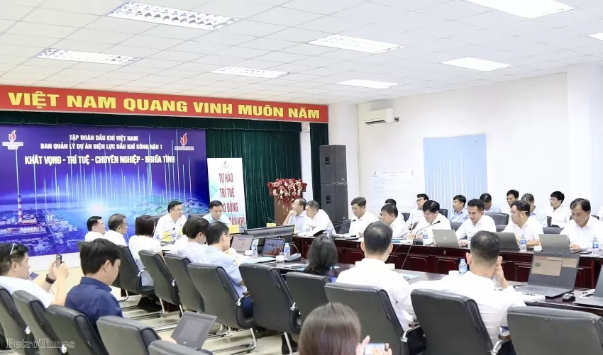 Chủ tịch HĐTV Petrovietnam Lê Mạnh Hùng: Không được để khó khăn nào làm ảnh hưởng đến chuỗi dự án Lô B